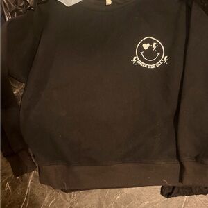 Black Graphic Sweatshirt